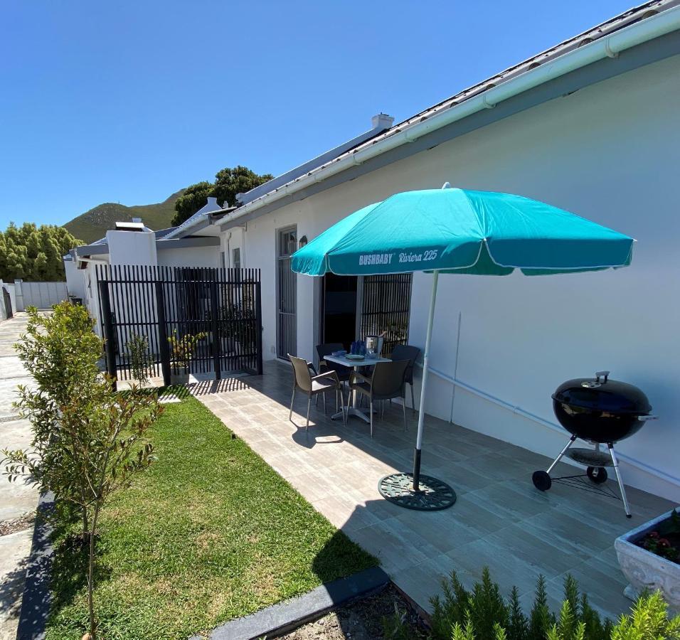 Hotel The Lily House Hermanus Exterior foto
