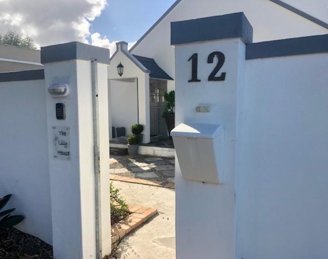 Hotel The Lily House Hermanus Exterior foto